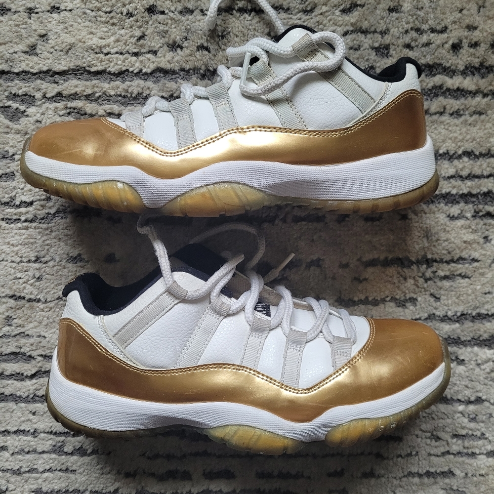 Nike Air Jordan 11 Low 'Closing Ceremony' Size 8